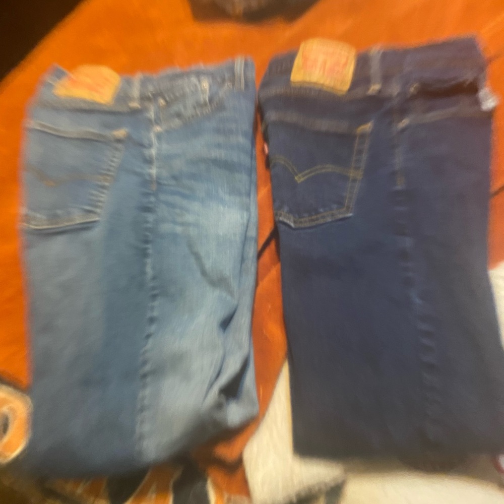Levi jeans